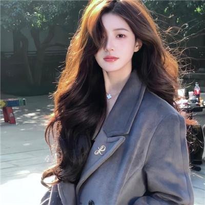 小胸维妮的幸福旅程